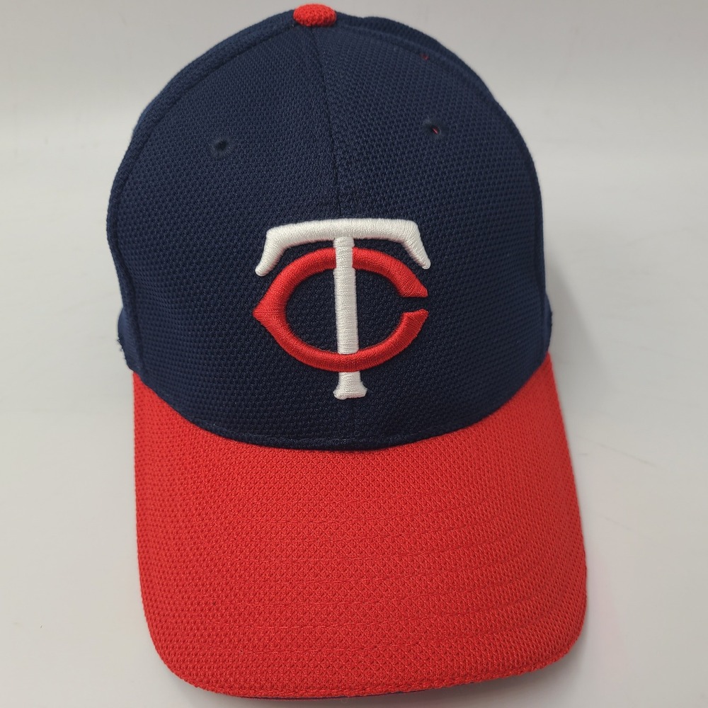 Minnesota Twins Hat Fitted M-L New Era 39Thirty Blue Red MLB Baseball Logo Men